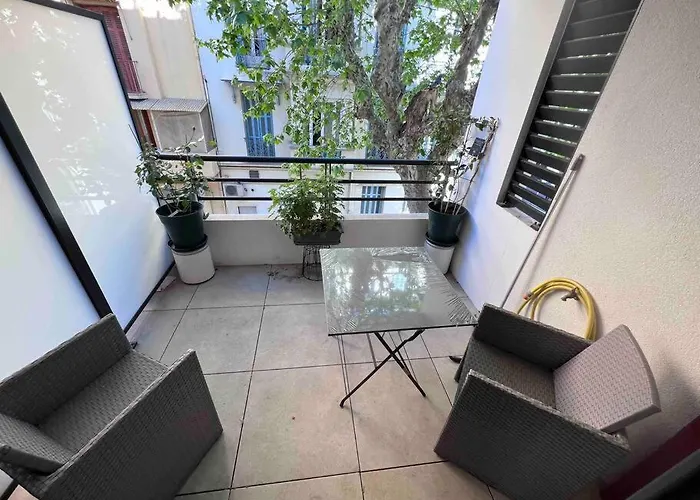 Le Cosy Corner : 2 Pers De Standing + Terrasse *